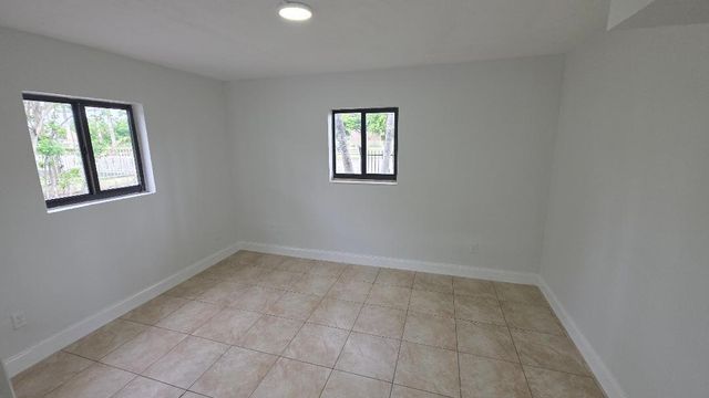 2250 NW 183rd Street, Miami Gardens, FL 33056