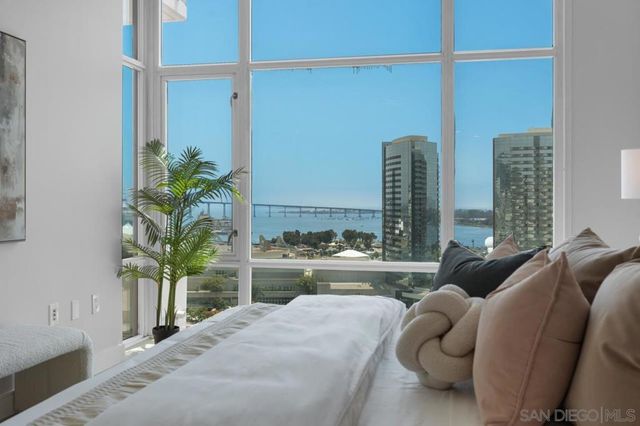 550 Front Street 1501, San Diego, CA 92101