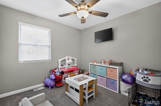 3027 Luxury Drive, Florissant, MO 63031