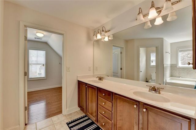 25 KAKTOVIC Court, Grayson, GA 30017