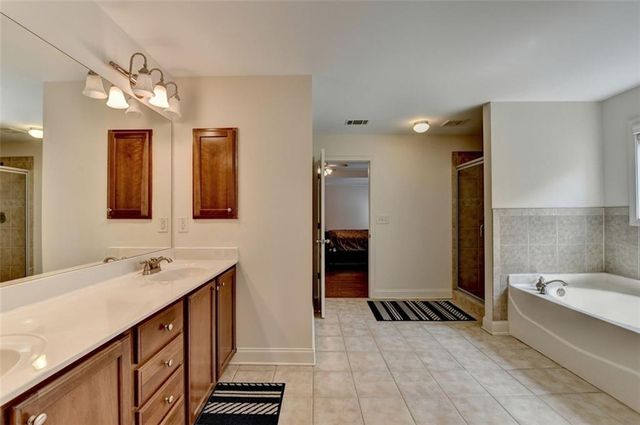 25 KAKTOVIC Court, Grayson, GA 30017