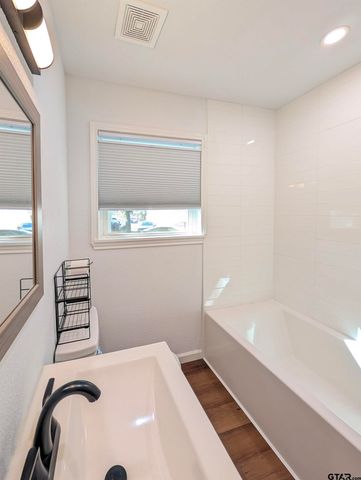 2807 Willard Dr., Tyler, TX 75707