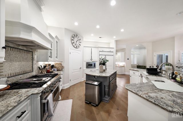 11500 Harrington Street, Bakersfield, CA 93311