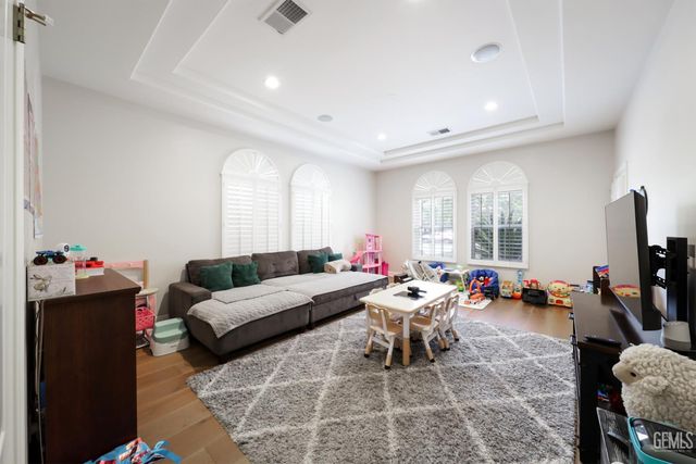 11500 Harrington Street, Bakersfield, CA 93311