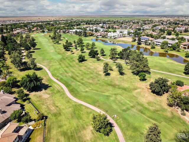 11500 Harrington Street, Bakersfield, CA 93311