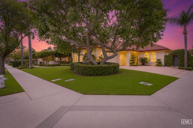 11500 Harrington Street, Bakersfield, CA 93311