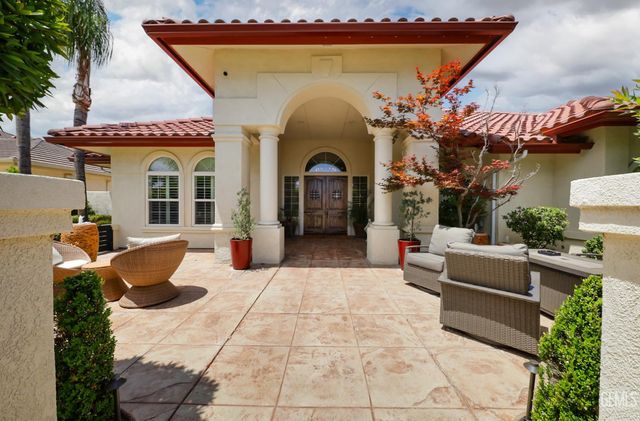 11500 Harrington Street, Bakersfield, CA 93311
