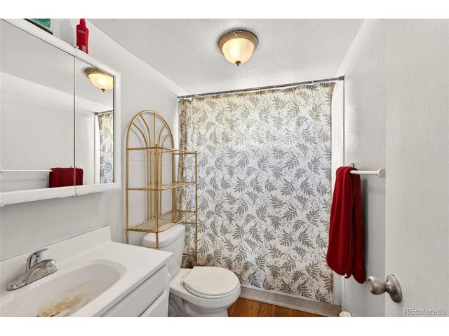 800 W Belleview Ave 411, Englewood, CO 80110