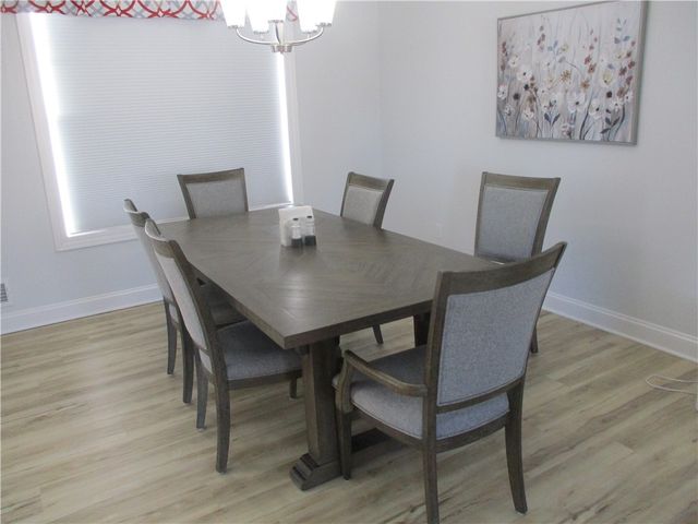 8 Royal Court Court, Horseheads, NY 14845