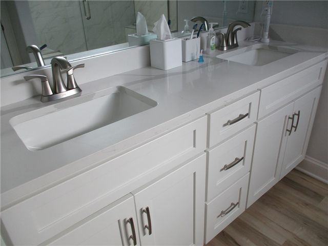 8 Royal Court Court, Horseheads, NY 14845