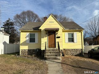 210 Bouley Avenue, Waterbury, CT 06705