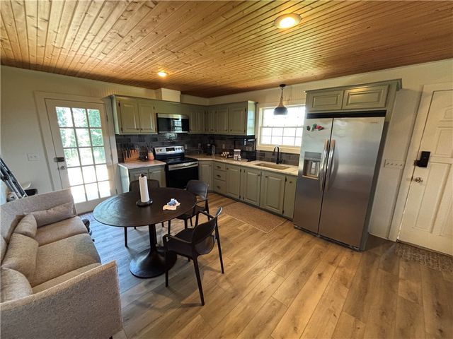 149 Madison 8052, Rogers, AR 72756