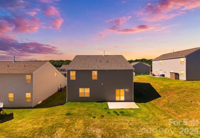 3976 Ashton Drive NW, Conover, NC 28613