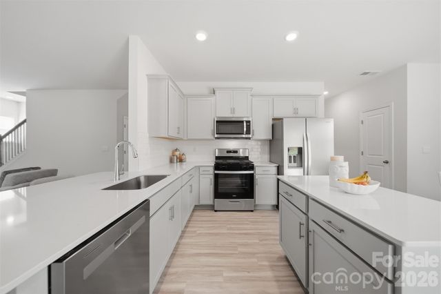 3976 Ashton Drive NW, Conover, NC 28613