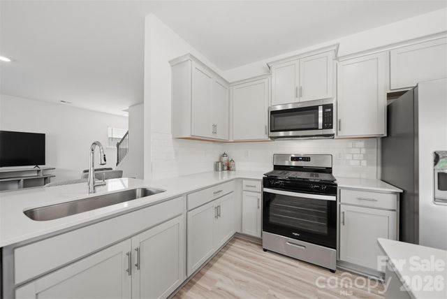 3976 Ashton Drive NW, Conover, NC 28613