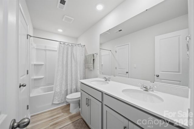 3976 Ashton Drive NW, Conover, NC 28613