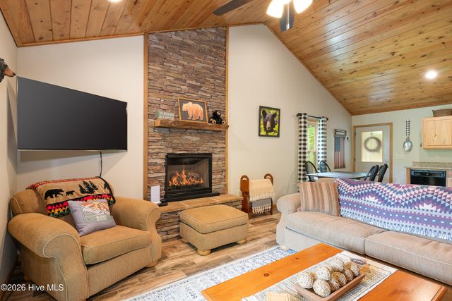 70 Refuge Ridge Road, Murphy, NC 28906