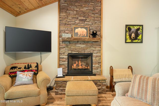 70 Refuge Ridge Road, Murphy, NC 28906