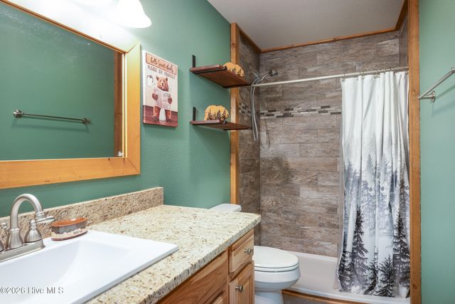 70 Refuge Ridge Road, Murphy, NC 28906