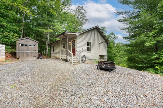 70 Refuge Ridge Road, Murphy, NC 28906
