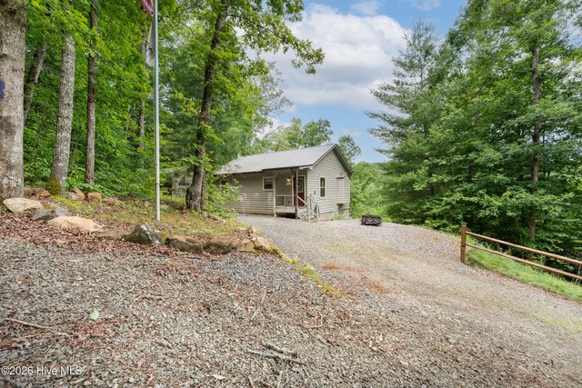 70 Refuge Ridge Road, Murphy, NC 28906
