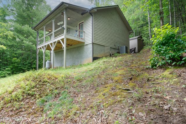 70 Refuge Ridge Road, Murphy, NC 28906