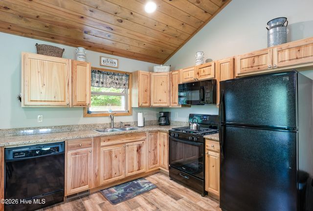 70 Refuge Ridge Road, Murphy, NC 28906