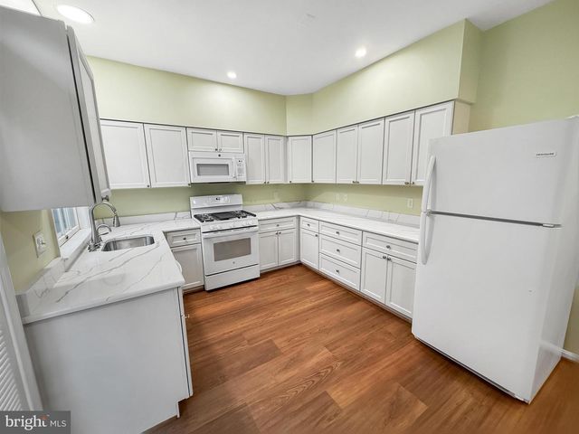 202 CASTLETOWN RD, Lutherville Timonium, MD 21093
