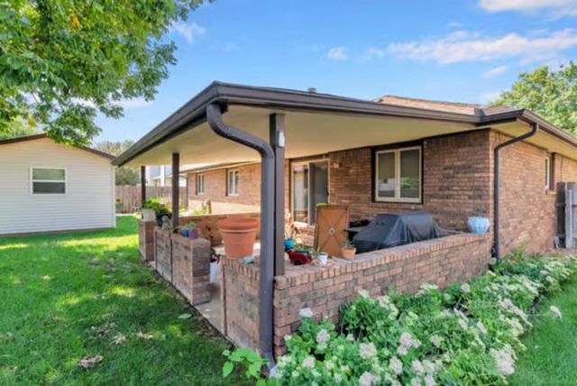 2010 S Beech St, Wichita, KS 67207