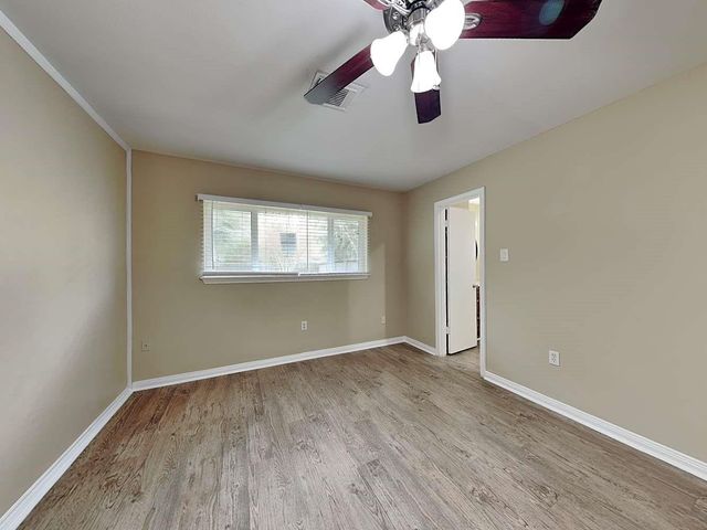 801 Newport Boulevard, League City, TX 77573