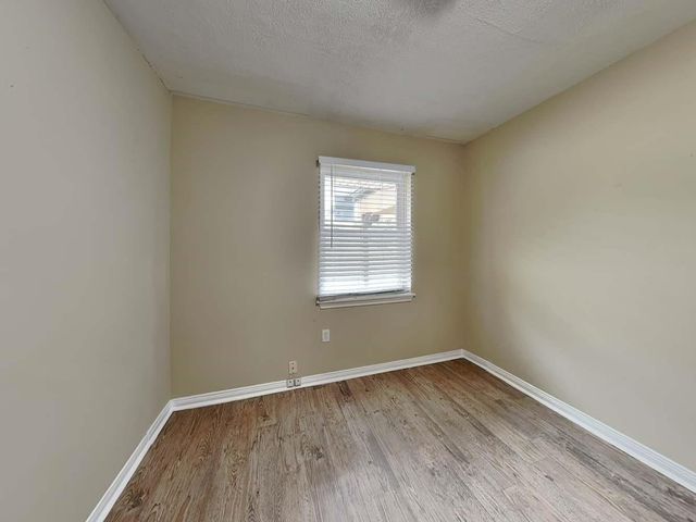 801 Newport Boulevard, League City, TX 77573