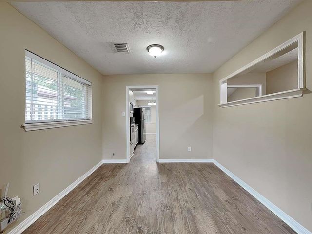 801 Newport Boulevard, League City, TX 77573