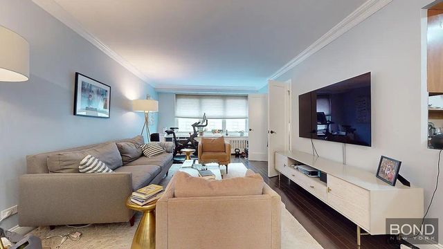 401 E 74th St Apt 6E, New York City, NY 10028