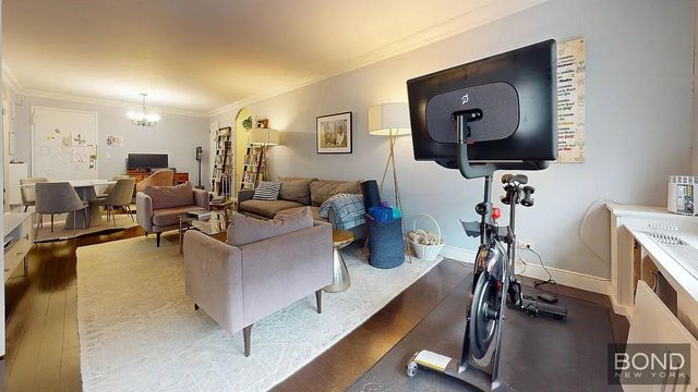 401 E 74th St Apt 6E, New York City, NY 10028