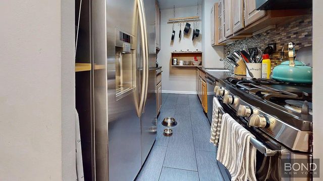 401 E 74th St Apt 6E, New York City, NY 10028