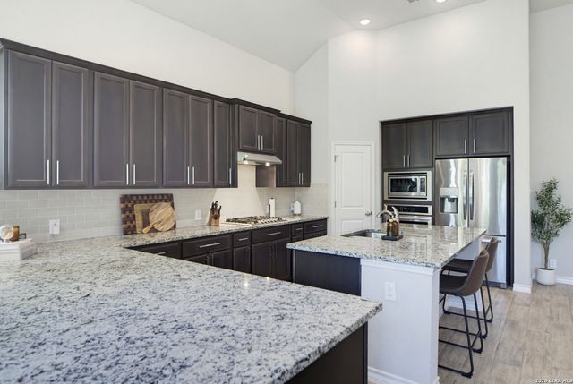3058 Blenheim Park, Bulverde, TX 78163