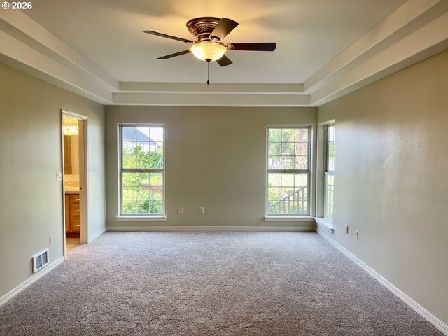 2180 HAYES St, North Bend, OR 97459