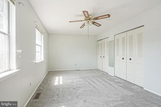 15 FOMALHAUT CT, Blackwood, NJ 08012