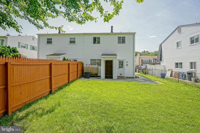 15 FOMALHAUT CT, Blackwood, NJ 08012