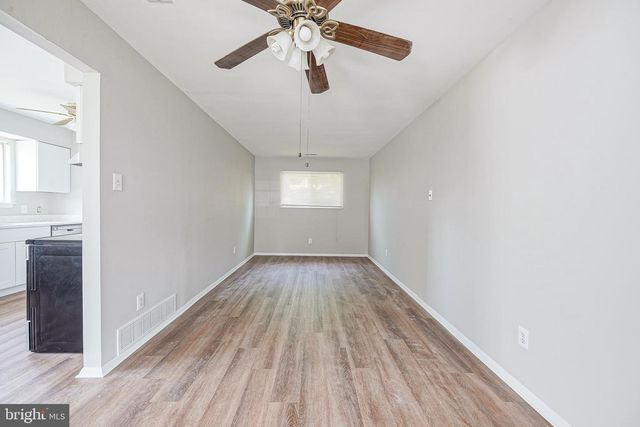 15 FOMALHAUT CT, Blackwood, NJ 08012