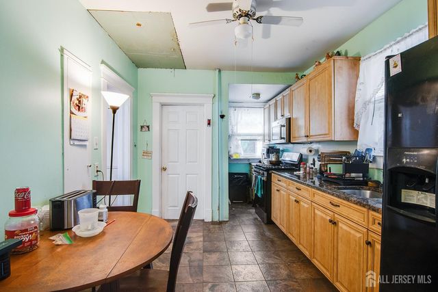 204-204 Howard Street, New Brunswick, NJ 08091