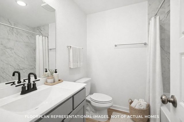 14001 Baikal Manor Drive, Santa Fe, TX 77510