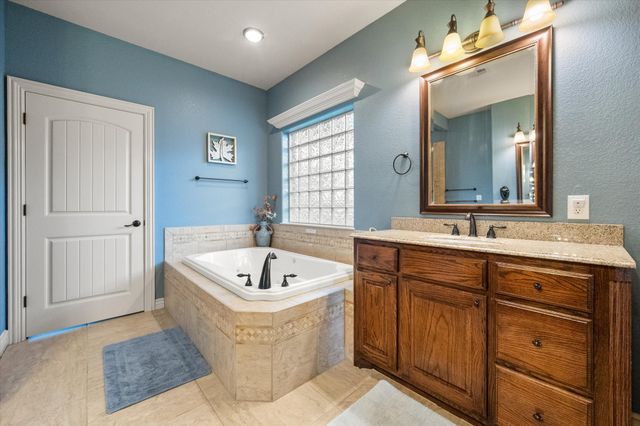 8009 Tourmoline, Streetman, TX 75859