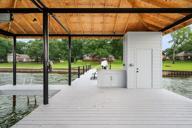 8009 Tourmoline, Streetman, TX 75859