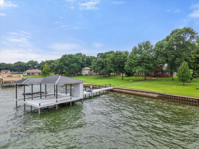 8009 Tourmoline, Streetman, TX 75859