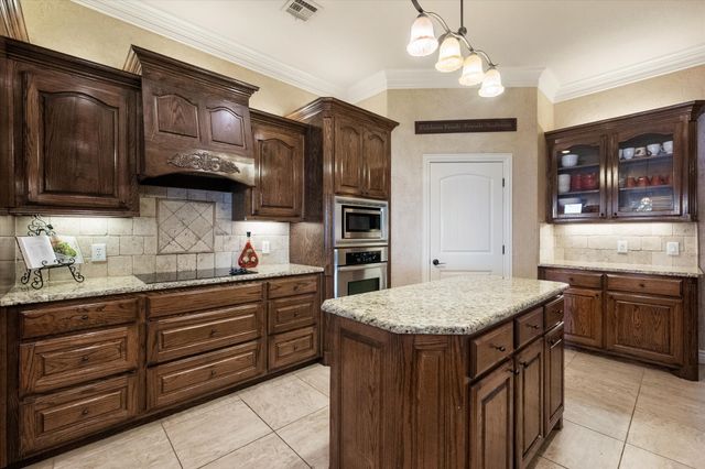 8009 Tourmoline, Streetman, TX 75859