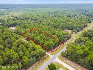 401 EDGEHILL Road, Satsuma, FL 32189