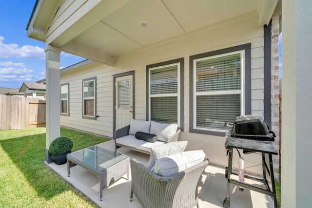8470 Sweet Cherry Lane, Magnolia, TX 77354