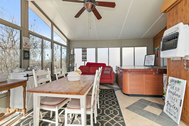 2581 Stanton Circle, Lake In The Hills, IL 60156