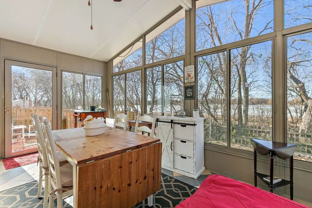 2581 Stanton Circle, Lake In The Hills, IL 60156